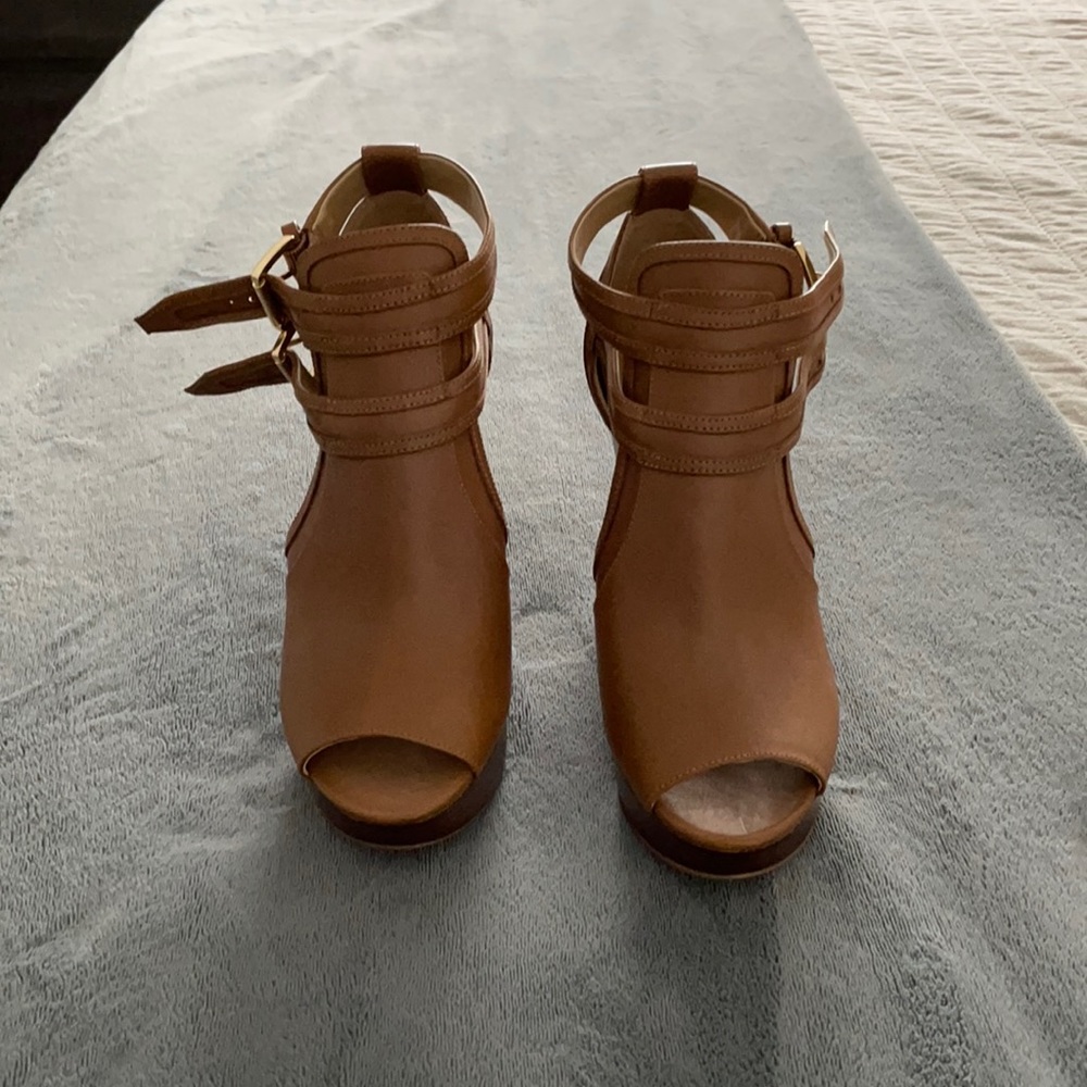 Michael kors wedges